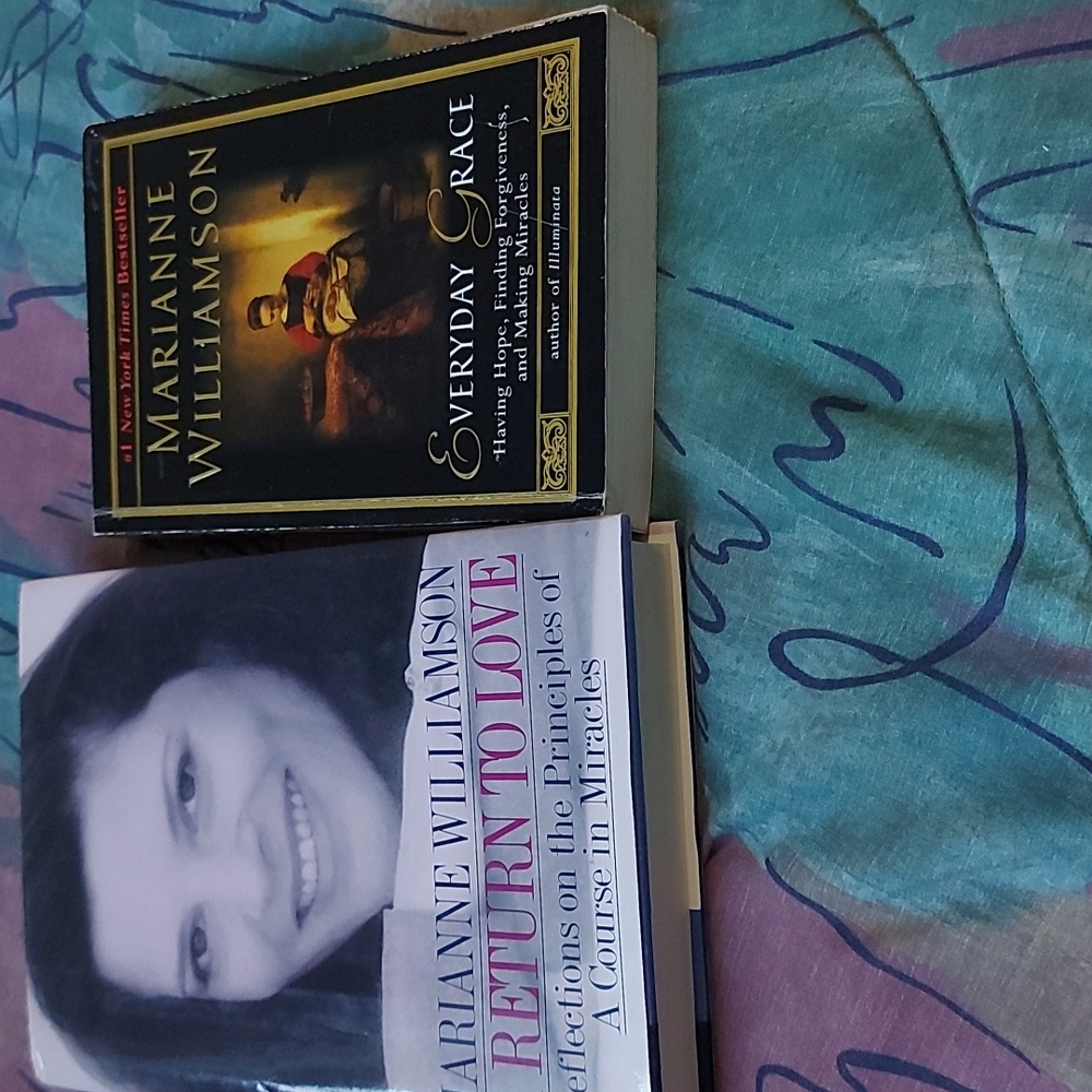 Marianne Williamson A Return to Love and Everyday Grace